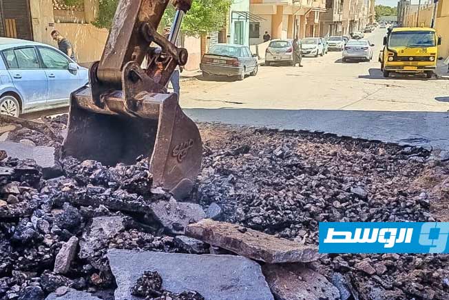 «الإسكان»: استمرار أعمال إعادة رصف طريق «77» المزودج في أبو سليم