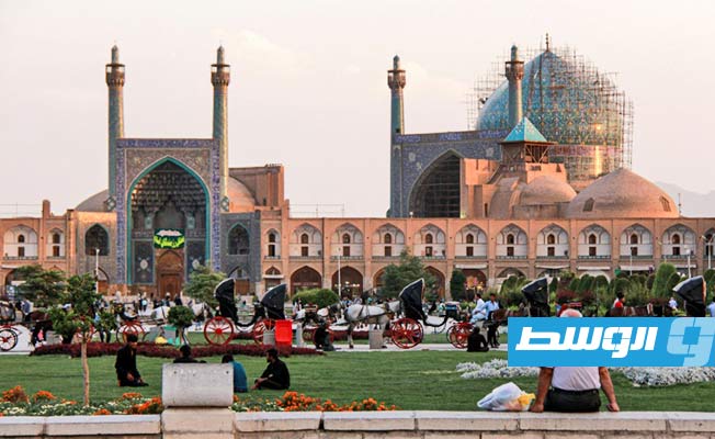 تشوه يصيب قبة مسجد تاريخي في أصفهان خلال ترميمه