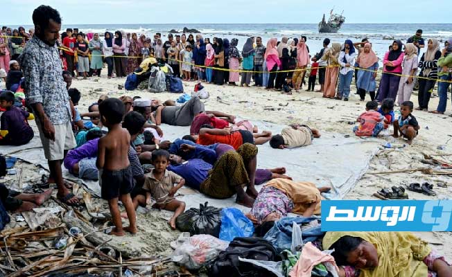 وصول نحو 100 لاجئ من الروهينغا بحراً إلى إندونيسيا