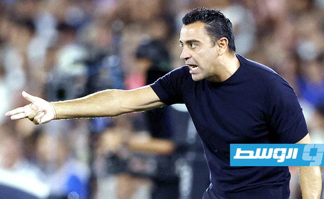 إيقاف تشافي هيرنانديز مدرب برشلونة مباراتين