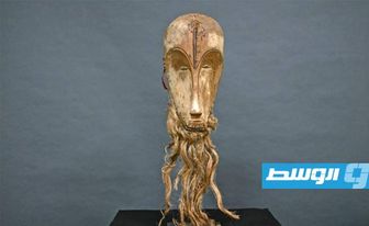 القضاء الفرنسي يرفض التماس لدولة الغابون بإلغاء مزاد بيع فيه قناع منحوت أفريقي نادر
