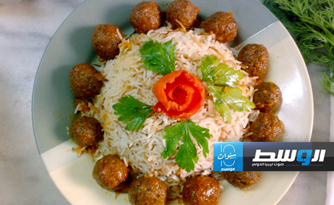 كرات الكفتة مع الأرز