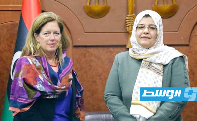 وليامز ووزيرة العدل تؤكدان أهمية حماية استقلال القضاء