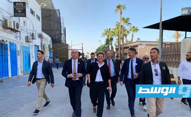 بالصور: وفد دبلوماسي ألماني يزور المدينة القديمة في طرابلس