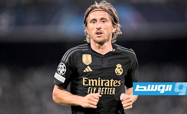 أنشيلوتي يحسم الجدل حول رحيل مودريتش في يناير