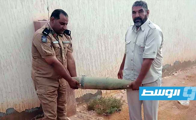 انتشال عدة قذائف غير متفجرة من أحياء سكنية شمال بني وليد