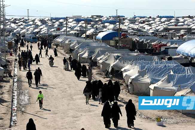 «الداخلية السورية» تقر بحالات فرار جماعي لعائلا «داعش» من مخيم «الهول»