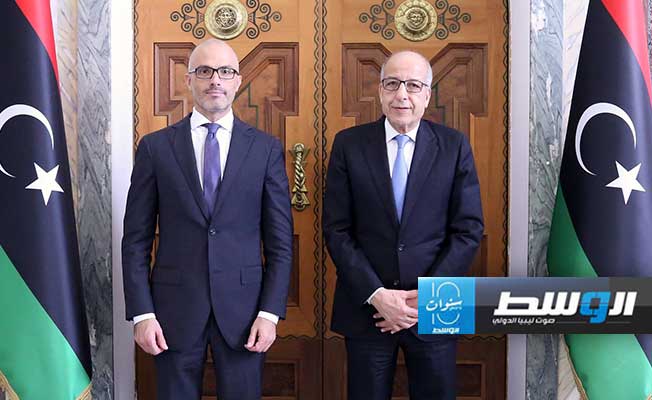 أورلاندو: الاتحاد الأوروبي مستعد لتدريب موظفي «المركزي الليبي»