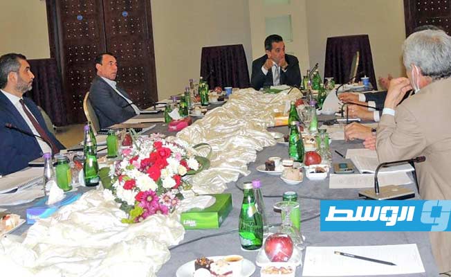 فريق العمل الاقتصادي يبحث تفعيل المصارف المتخصصة ويوصي بإعادة النظر في السياسة العامة للإسكان
