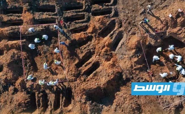 «لوموند» الفرنسية: عائلات ضحايا «الكانيات» في ترهونة يطالبون مجددًا بحقوقهم