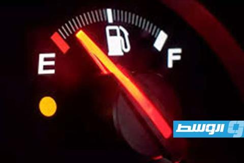 كم يمكنك السير بعد إضاءة لمبة البنزين وما أضرار ذلك على سيارتك؟