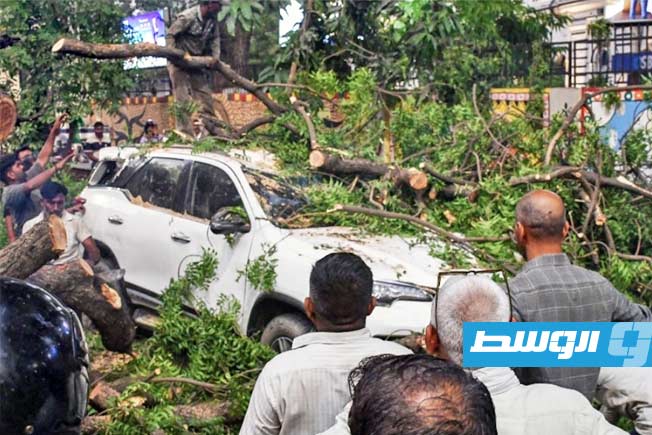 عواصف تودي بـ89 شخصا في ولاية هندية