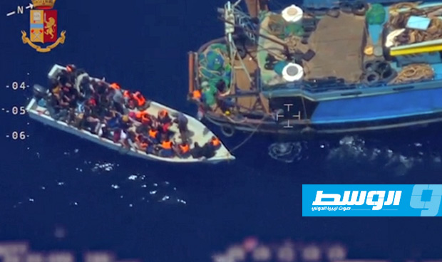 «آكي»: نقطة لامبيدوزا الإيطالية الساخنة توشك على الانهيار مع 1300 مهاجر