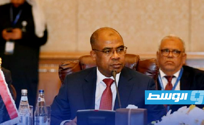عبدالصادق يشارك في اجتماع «أوابك» بالكويت