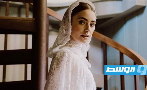 تفاصيل فستان زفاف ليلي كولينز