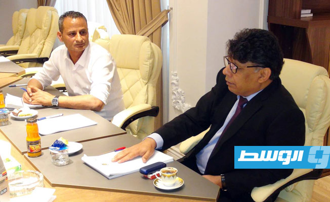 النائب العام يبحث مع أبوخزام حالة المهجرين والمحتجزين