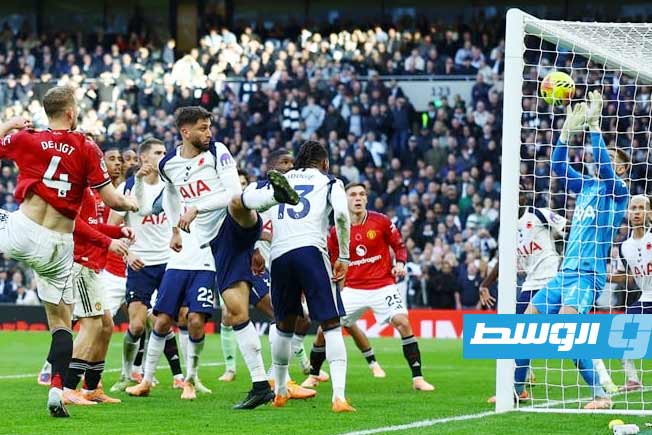 مانشستر يونايتد يفرض التعادل المجنون على توتنهام بالدوري الإنجليزي