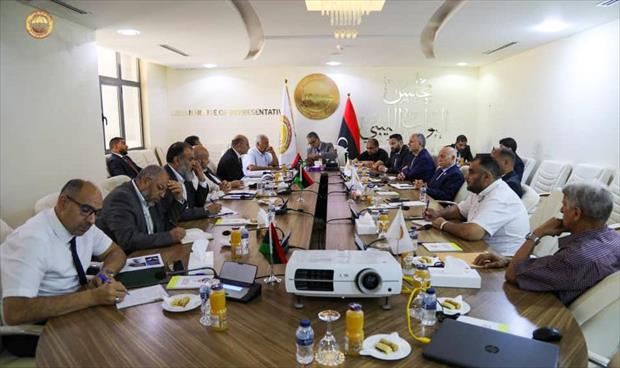 اجتماع لـ«مالية النواب» و«المركزي» ومؤسسة النفط حول الملاحظات على مشروع قانون الموازنة