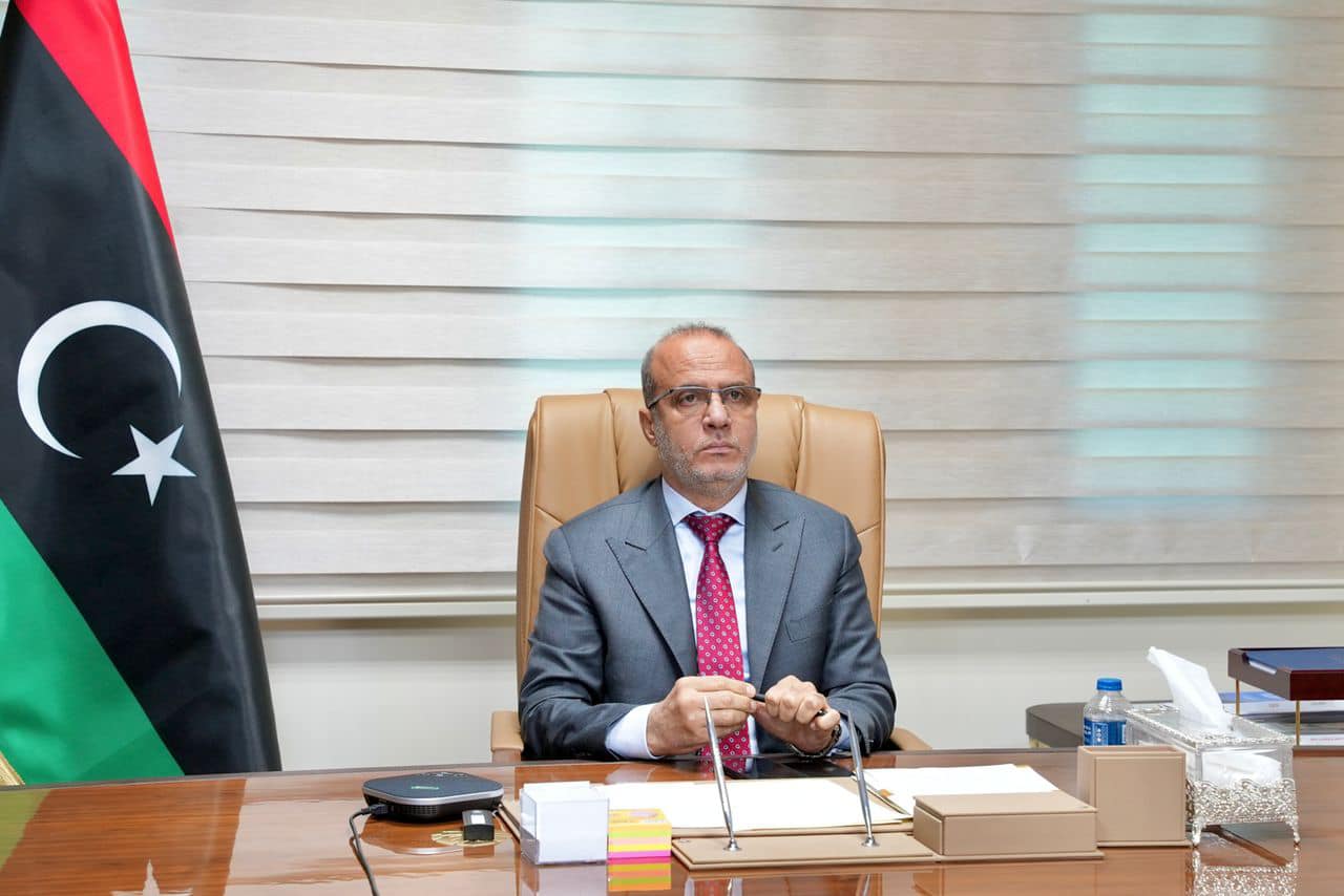 اللافي: صفة «القائد الأعلى» لـ«الرئاسي» مجتمعاً.. والمنفي لا يملك اتخاذ قرارات أحادية
