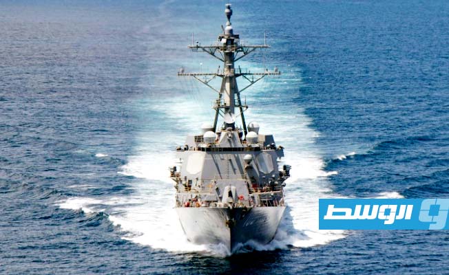 الصين تضع قواتها في حالة «تأهب» مع عبور سفينتين أميركية وكندية مضيق تايوان