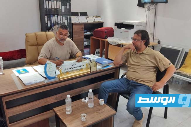 التحقيق مع رئيس منظمة بيئية على خلفية إطلاق أفاعي الكوبرا في محمية وادي الناقة