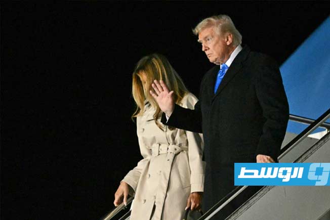 عشاء على متن الطائرة الرئاسية تعويضاً لميلانيا ترامب عن هدية عيد ميلادها