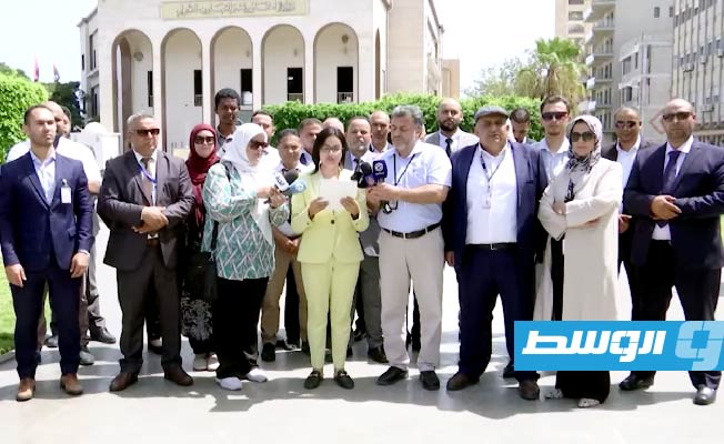 وقفة لموظفين بـ«الخارجية» احتجاجا على لقاء المنقوش مع كوهين