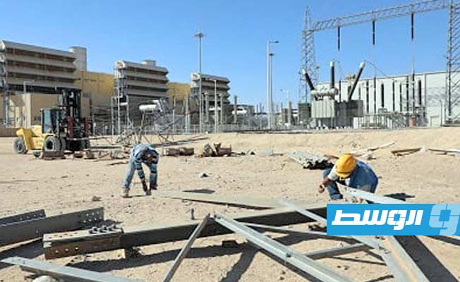 «الكهرباء»: مشروع خط السرير- أجدابيا في مراحله النهائية