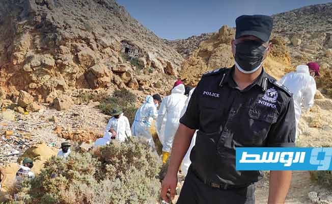 فريق إماراتي مرسل من الإنتربول يبدأ مهمة التعرف على الجثث مجهولة الهوية