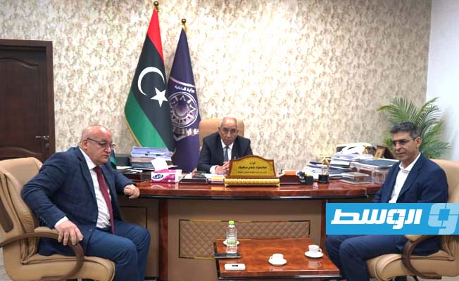 «حكومة الوحدة» تبحث إنشاء مستشفى للطوارئ والحوادث بمنطقة الوشكة