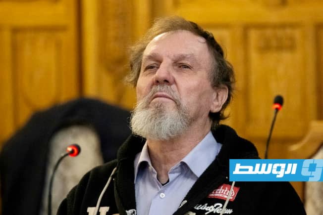 السجن 21 عاما لشاعر أطلق النار على رئيس وزراء سلوفاكيا
