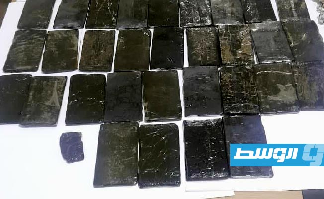 ضبط 3 تجار مخدرات في جردس العبيد