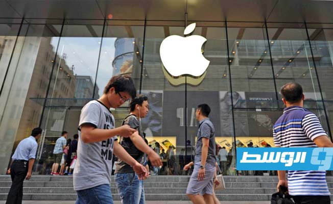 الصين تنفي حظر هواتف «آيفون» بعد تقارير حول مشكلات أمنية محتملة