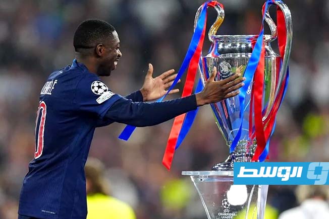 «ليكيب» تمنح ديمبيلي جائزة بطل الأبطال