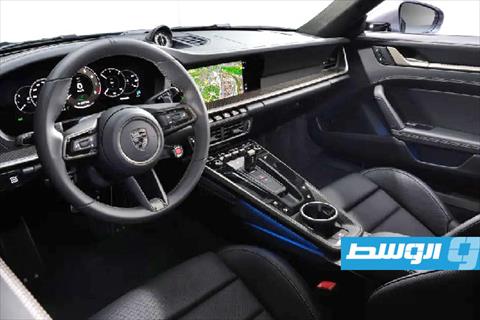 «بورشه 911 توربو إس» الجديدة تستعد للمنافسة بقوة 701 حصان