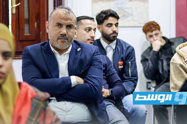 جلسة حول «دور العمل التطوعي في بناء المسارات المهنية» في «أسبوع الحوار»