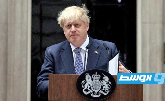 جونسون يعود لبريطانيا في محاولة لاستعادة منصبه السابق