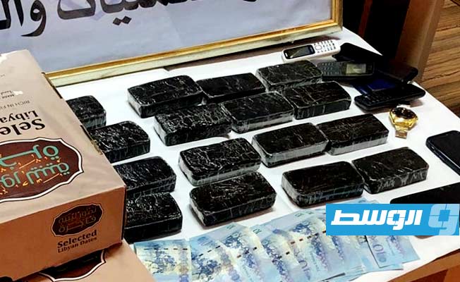 ضبط أفراد تشكيل عصابي و4 كيلوغرامات من مخدر الحشيش في طرابلس