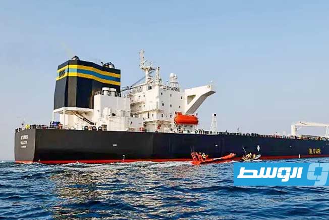 عقوبات ضد «أسطول الظل».. أوروبا تقترح خفض النفط الروسي إلى 45 دولارًا