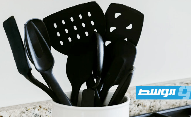 هذا النوع من أدوات المطبخ البلاستيكية يسبب السرطان