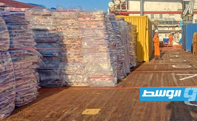 مؤسسة النفط ترسل باخرة محملة بمساعدات إلى درنة والجبل الأخضر (فيديو)