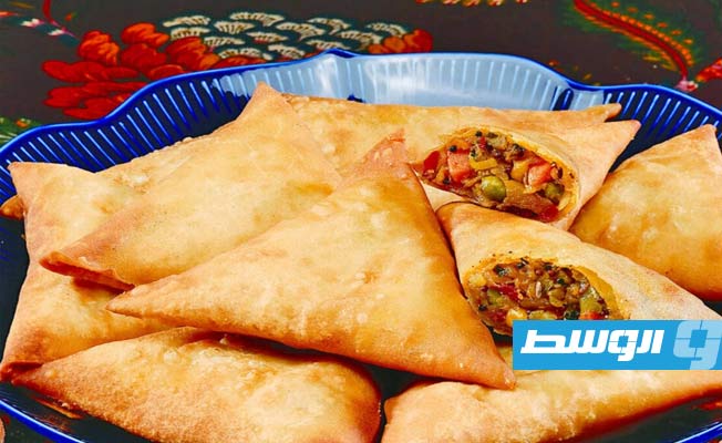 طريقة عمل عجينة السمبوسة بحشوات مختلفة