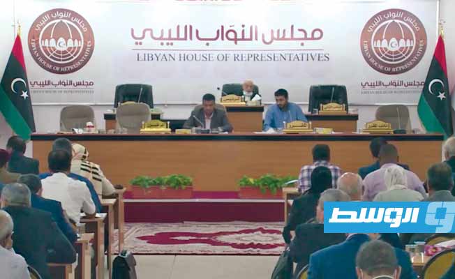 عقيلة صالح يأذن للحكومة بمغادرة مجلس النواب