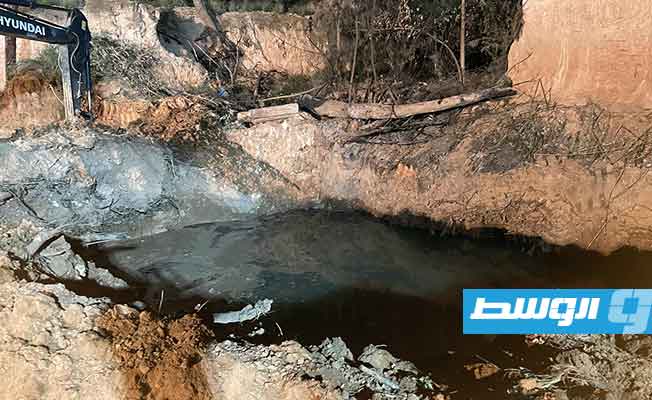 استمرار حفر عين كعام وردم المستنقعات في زليتن