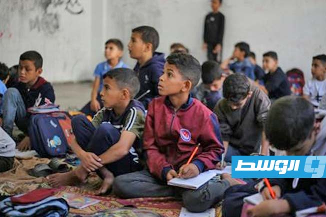 «يونيسف» تعلن إدخال أول شحنة مواد تعليمية «ترفيهية» إلى غزة