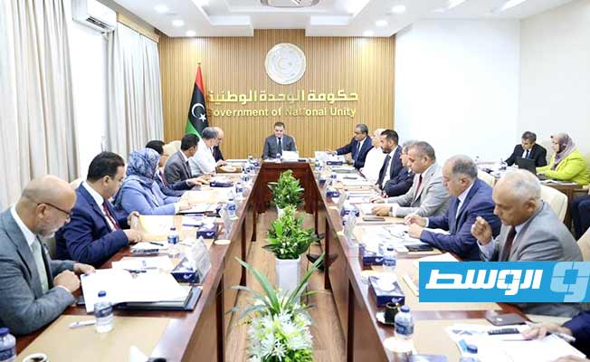 مجلس التطوير الاقتصادي والاجتماعي يناقش تحديث لائحة العقود الإدارية والتخطيط العمراني