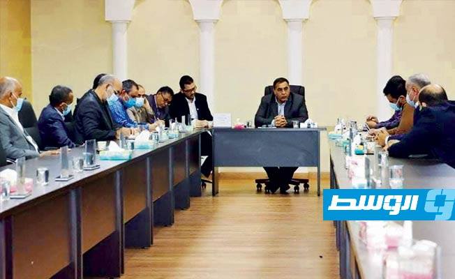 «بلدي مصراتة» يوجه بحصر الفئات المستهدفة من لقاح «كورونا»