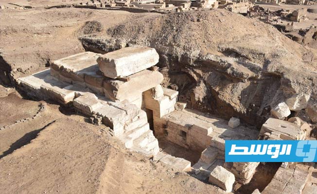 اكتشاف صرح معبد بطلمي جديد بمنطقة أتريبس بسوهاج
