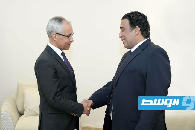 دعم المسار السياسي في لقاء المنفي وسفير فرنسا لدى ليبيا
