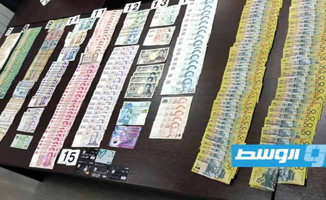خمس دول غربية تدعو كوسوفو إلى تعليق قانون منع التعامل بالدينار الصربي